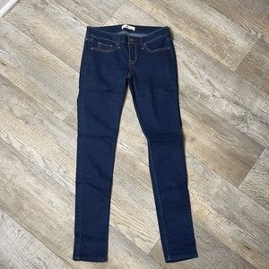 Hollis get skinny jeans